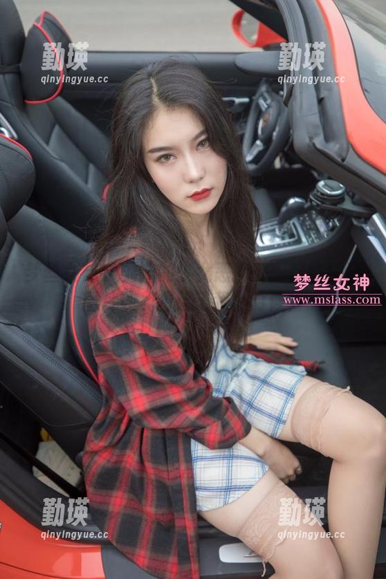 梦丝女神 - 刘诺的少女恶搞秀：这些精选图片让我想起了我小时候！