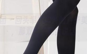 森萝财团 – 回头率100%的卉子美足套图，那双鞋子超会说话