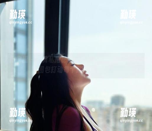 微密圈 - 短裤私拍秘籍：水蜜桃米米教你如何用图包打动每个路人的目光！
