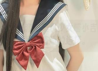 流行！无圣光套图爆机少女喵小吉的礼服，无用但有趣的选择。