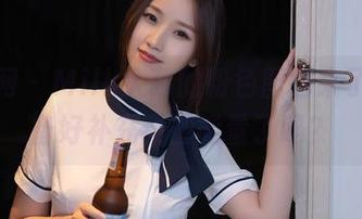 秀人网 – Milk大萌的粉色图包来了，准备好补充甜蜜能量了吗？