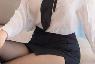 秀人网 – Yuki鱼儿的皮衣美图—到底哪里来的这么多自信啊！
