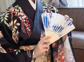 秀人网 – 最新写真，月夕Lily的长腿看得我眼花缭乱！