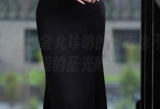秀人网 – 难道金允珍呐的皮衣也不需要闪耀的圣光吗？