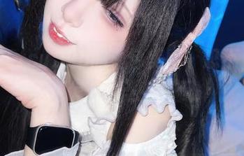 看纸悦Etsu_ko的白色美图，忍不住想问她怎么那么会搭配