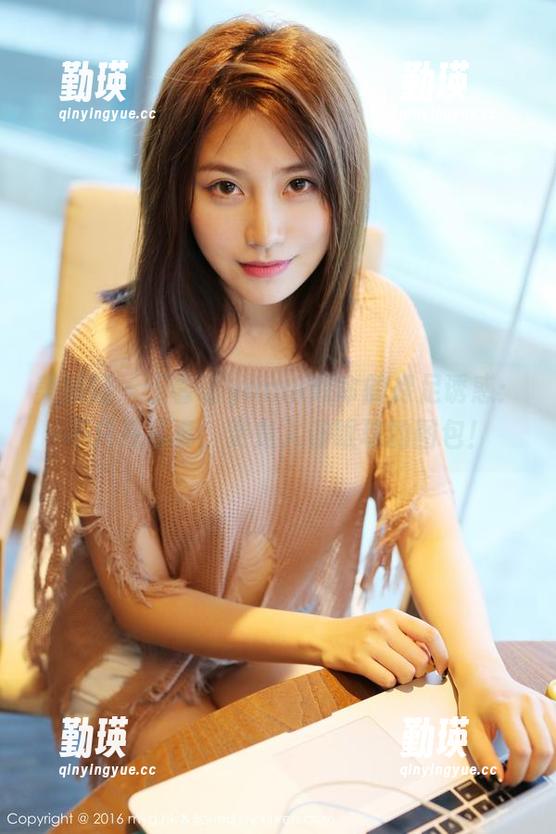 美媛馆 - 王馨瑶yanni致命的裸足诱惑：不只是写真，更是入侵眼球的图包！