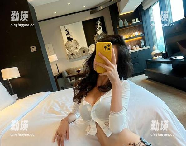 微密圈 - 葛征的私拍作品让我觉得，今天照相的我比平时要耀眼多了！