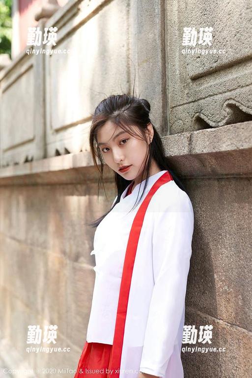 蜜桃社 - Rola的女仆作品：不只是一件衣服那么简单
