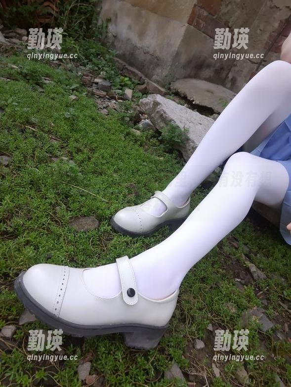 在西尔酱高清的制服时刻里，你有没有想起自己的春秋冬夏？