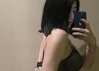 微密圈 – 黑色爱心内内照片，詹詹真的拿捏住了摄影和色气的平衡！