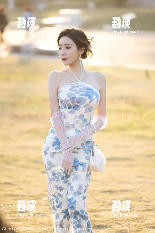 语画界 - 高清下的Angela小热巴身段，婀娜多姿得有点像在空中游荡，心里小小感慨一个人。