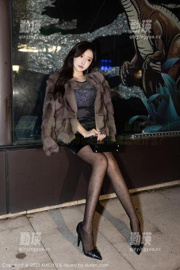 语画界 - 免费图册深度评测：徐莉芝Booty水手服，设计师你想要的意思是什么？