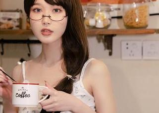 我以为阿包也是兔娘“玛丽萝丝”的更新低调，结果又是一场视觉轰炸。