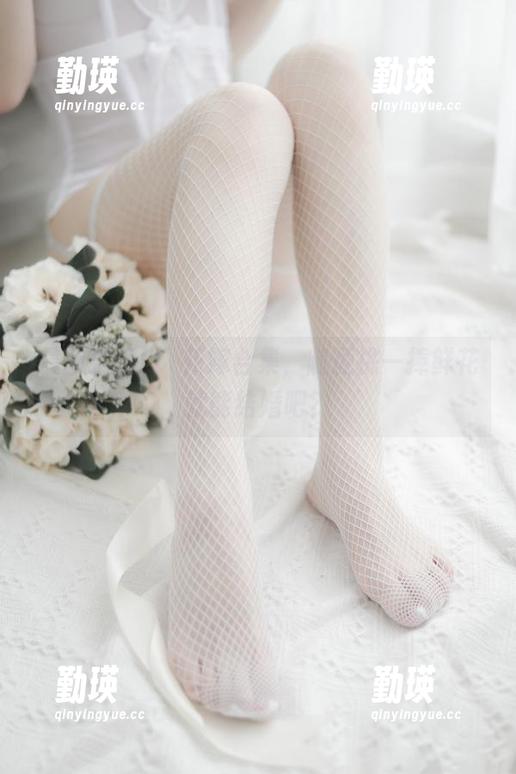 最新款香川澪花嫁合集，随便挑一捧鲜花就能结婚吧？